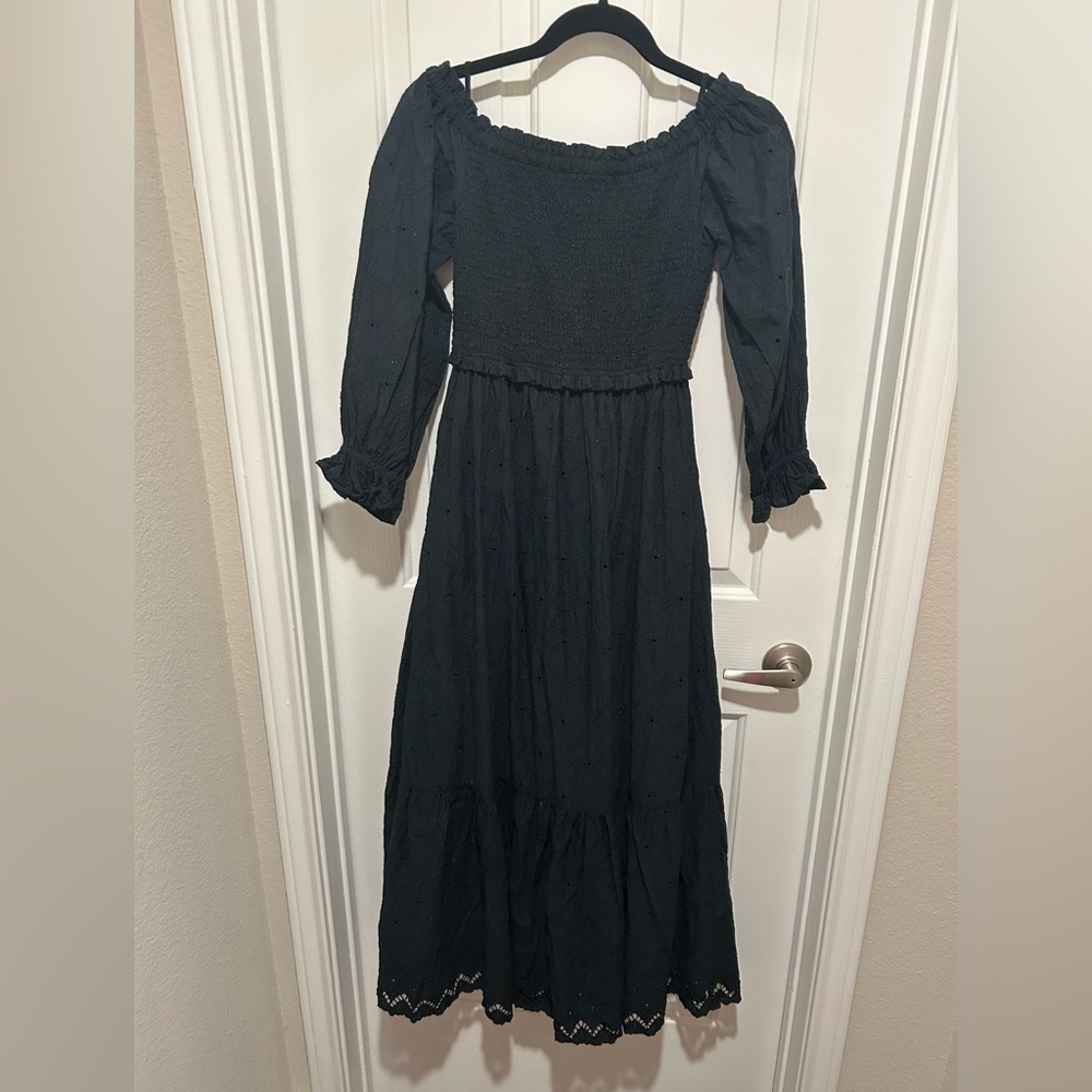 Off the shoulder black Lilly Pulitzer dress - small